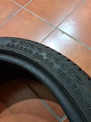 Neumáticos Pirelli Pzero Rosso 225/40R18 88Y