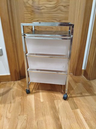 Carrito organizador auxiliar con ruedas