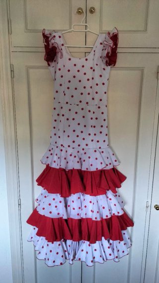 Traje de Flamenca Niña -Talla 10- Cómo Nuevo