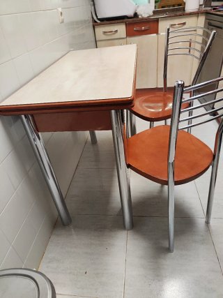 Mesa de cocina madera y metal extensible a 1,68