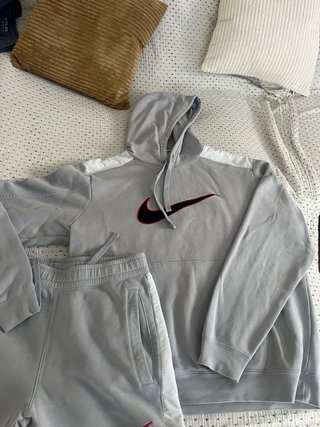 Conjunto Nike Gris Talla M