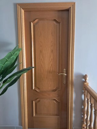 Puerta Roble Macizo