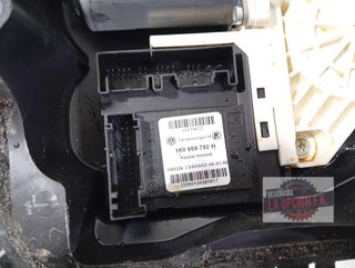 ELEVALUNAS DELANTERO DERECHO Seat Leon (1P1)(05.2005->)