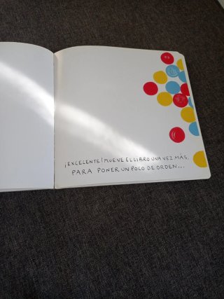 Un libro de Hervé Tullet