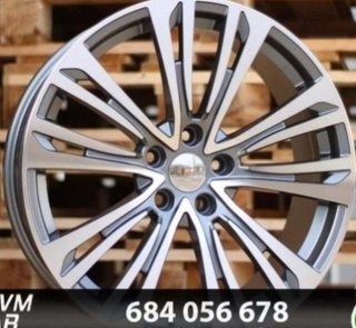 JUEGO 4 LLANTAS AUDI 18