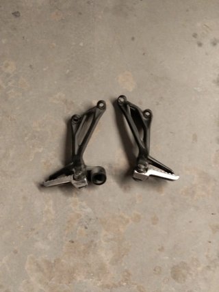 Estriberas Kawasaki Z900 Traseras