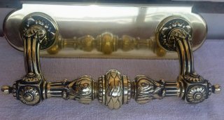 Tirador puerta antiguo bronce finales s.XIX