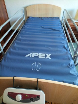 Cama articulada Tecnimoem + colchón antiescaras