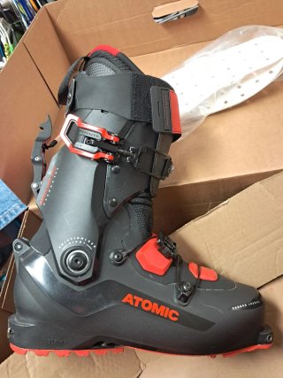 Botas Backland XTD Esquí Travesía Atomic montaña