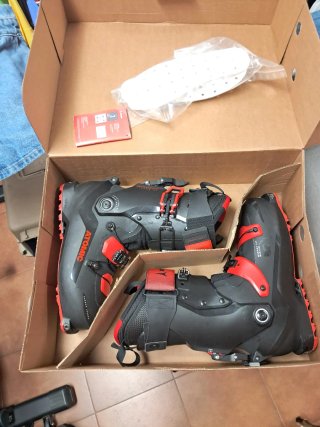 Botas Backland XTD Esquí Travesía Atomic montaña