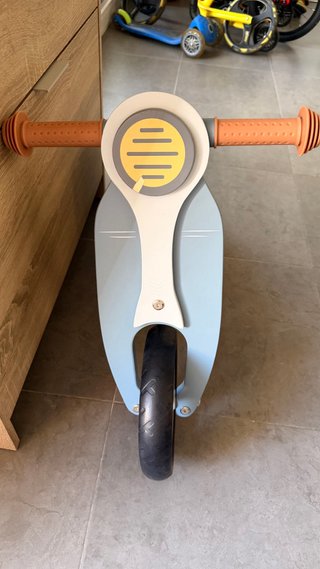 Vespa de madera para niños