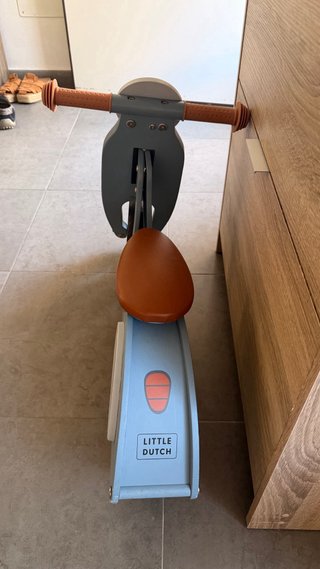 Vespa de madera para niños