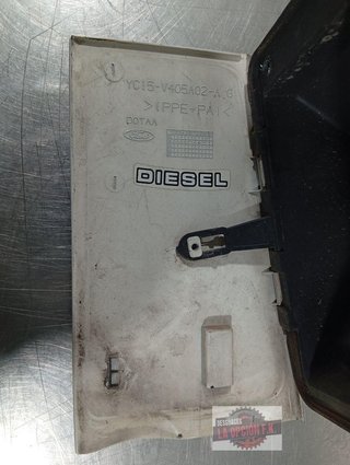 TAPA EXTERIOR COMBUSTIBLE Ford Transit Bus (FY)(2000->)