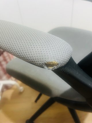 Silla de oficina ergonómica gris