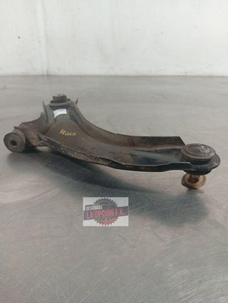 BRAZO SUSPENSION INFERIOR DELANTERO DERECHO Nissan Micra (K12E)(11.2002->)