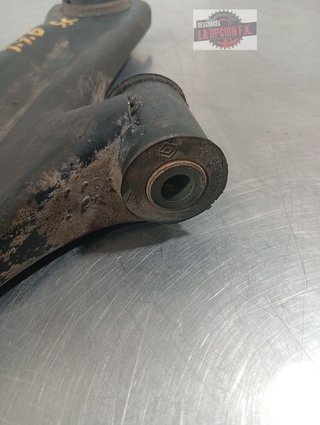 BRAZO SUSPENSION INFERIOR DELANTERO DERECHO Nissan Micra (K12E)(11.2002->)