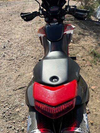 Ducati Hypermotard 796 - Carnet A2