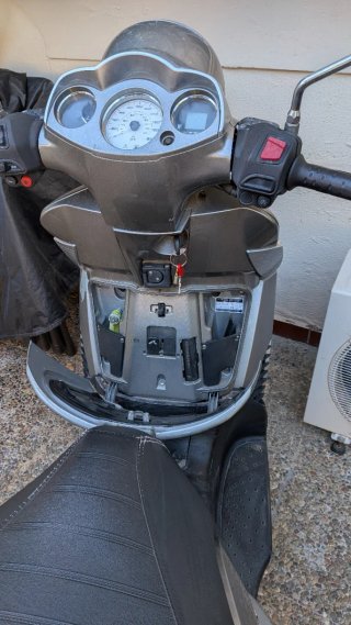 Aprilia Scarabeo 300 S