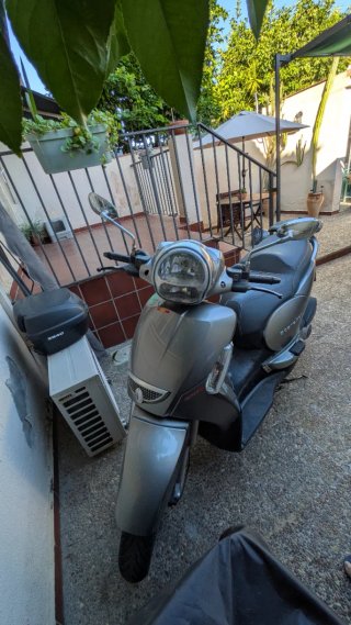 Aprilia Scarabeo 300 S