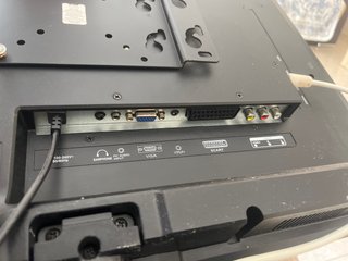 Televisor 22 Negro