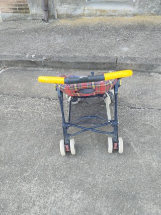 Silla de paseo bebé. HAZ UNA OFERTA!