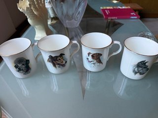 Juego 4 Tazas Porcelana Inglesa Crown Trent