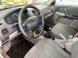 Mazda 323 2002
