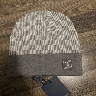 Gorro Louis Vuitton Gris