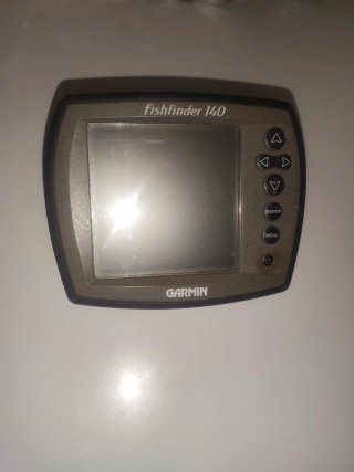 Sonda Garmin Fishfinder 140