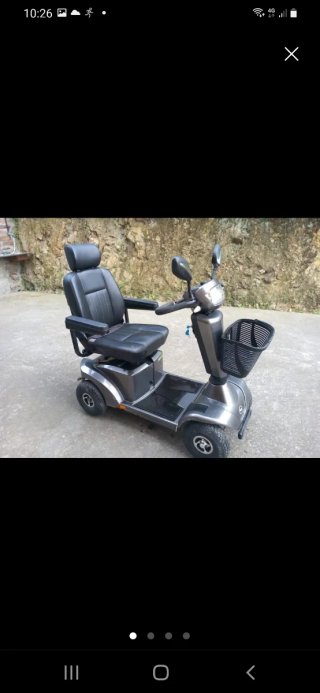 Scooter eléctrica 4 ruedas