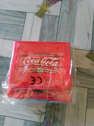 Nevera Coca-Cola pequeña plástico, nueva.