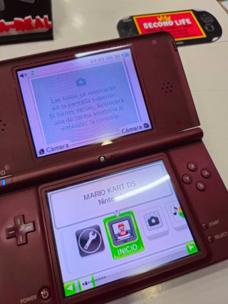 Nintendo DS XL Cereza (Perfecta y Completa)