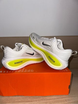 Nike ZoomX Vomero Plus ‘Black Cyber’