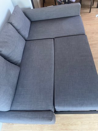 Sofá chaiselongue/cama con canape para almacenaje