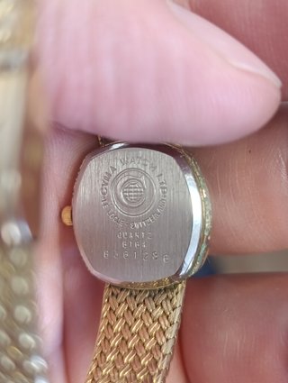Reloj Cyma de oro con diamantes