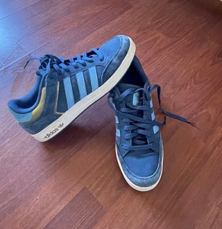 Zapatillas Adidas Varial Low Azul y Dorado