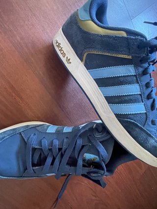 Zapatillas Adidas Varial Low Azul y Dorado