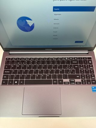 Ordenador Portátil Galaxy Book 4 Intel Core I3 13-1315U 8gb