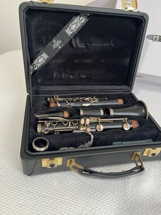 Clarinete Buffet Crampon E11