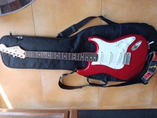 Fender Stratocaster Standard (México)