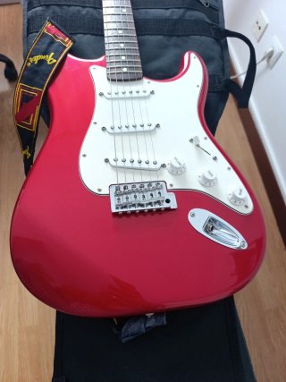 Fender Stratocaster Standard (México)