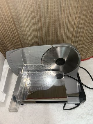 Cortadora de fiambre Electrica (NUEVO)