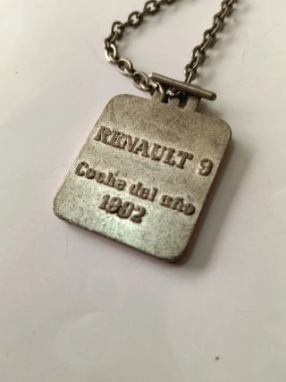 Llavero Antiguo concesionario Renault 9 (1982)