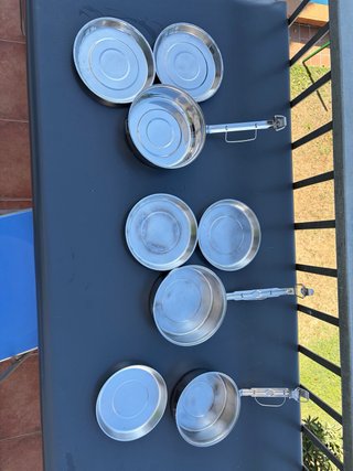 Fiambrera de aluminio con 3 recipientes