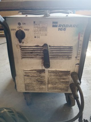 Máquina de soldar eléctrica FRO RODARC 166