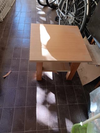Lote: varios Azulejos, varios estanterías con enga