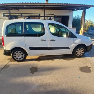 Peugeot Partner 2012