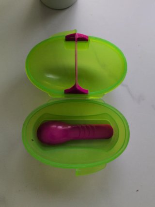 Termo blanco con tapa de madera + tupper kiwi