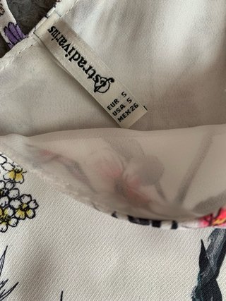 Camiseta tirantes con estampado floral