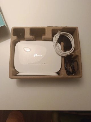 TP-Link TL-MR105 - Router